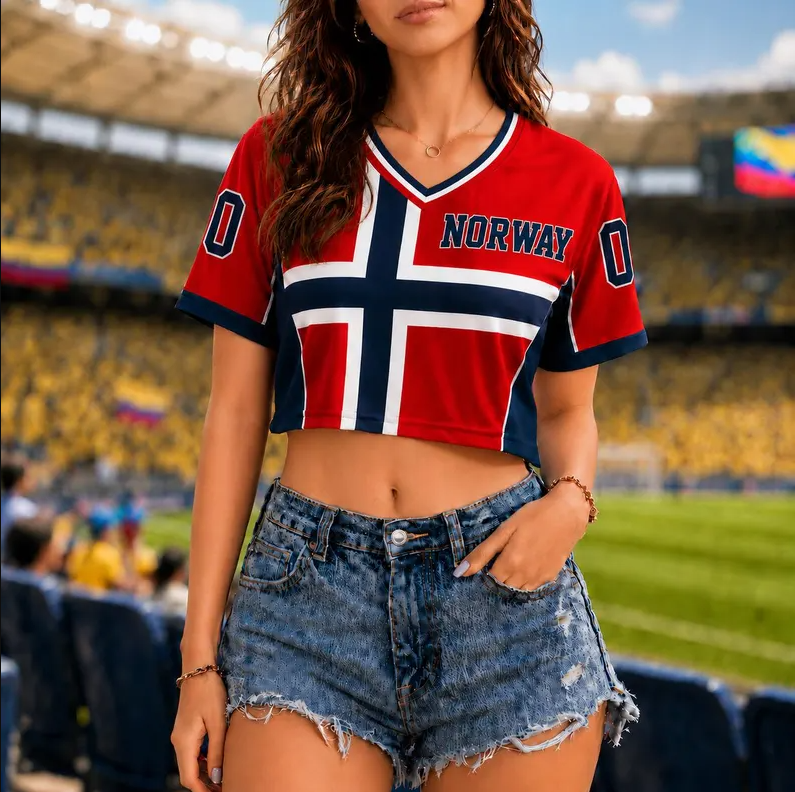 Custom Norway Crop Jersey, Personalized Soccer Football Shirt, Women’s Cropped Football Top, Norway Fan Streetwear, Gift for Her